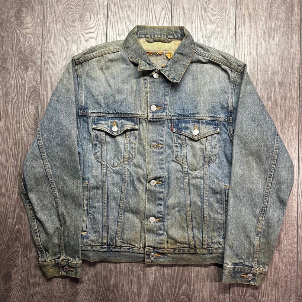 Vintage Levis Trucker Jacket Mens Medium Blue Denim Red Tab Faded Distressed